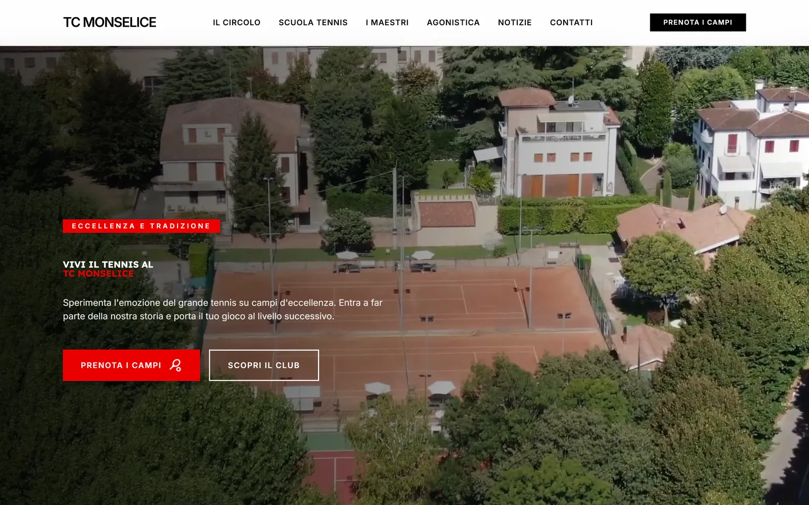La home page di tcmonselice.com con la vista dall'alto dei campi in terra rossa